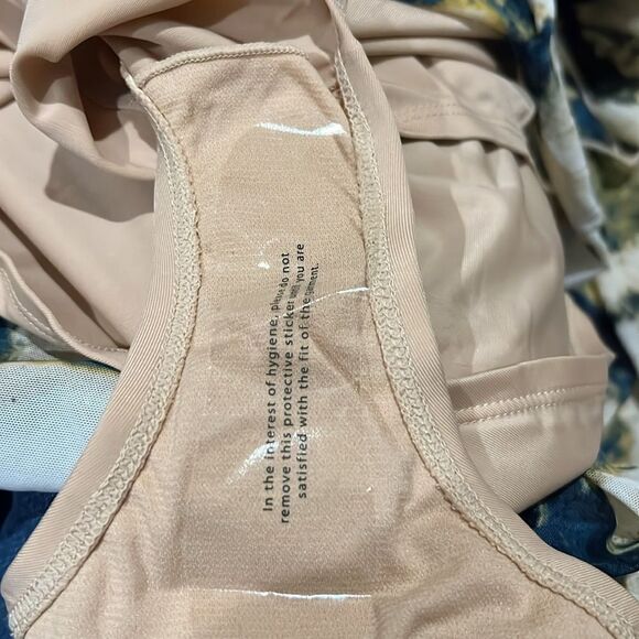 NWT Cacique Mesh Flyaway No-Wire Swim Dress Size 32 - Picture 11 of 11